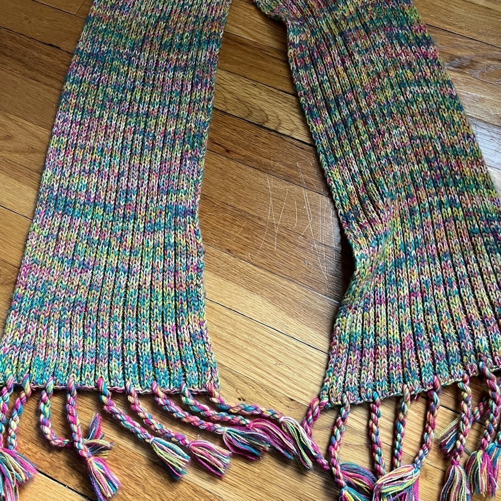 Vibrant multicolor scarf - Picture 4 of 4